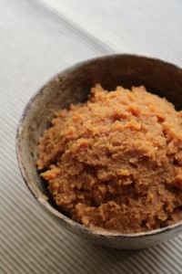 発芽玄米麹と地大豆で作る手前味噌仕込み